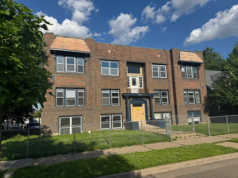 3715 Oakland Ave #1 — Photo 3