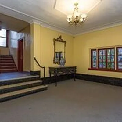 Rented by Level Group | media 3