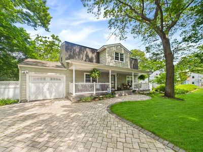 481 Easton Street, Ronkonkoma, NY, 11779