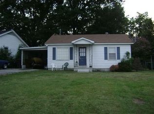 2069 Cantrell St, Milan, TN 38358