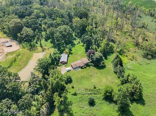 26003 N Dixboro Rd, South Lyon, MI