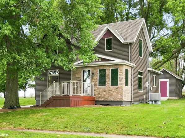 206 S 3rd St, Breda, IA 51436