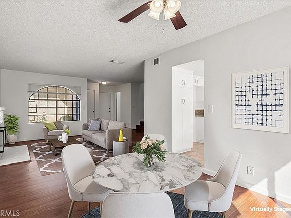 3rd image of 832 Chelsea Ct