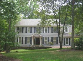 113 Basswood Ct, Chapel Hill, NC 27514