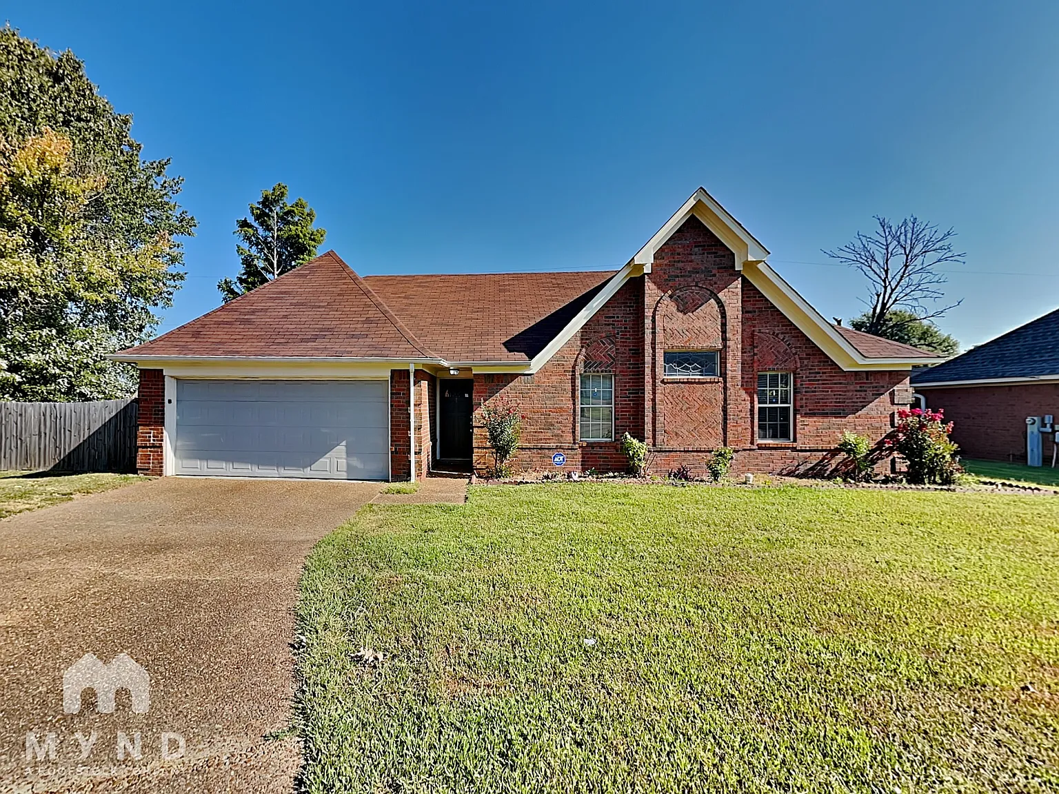 3 bed, 2.0 bath, 1430 sqft, $1,795 — Photo 1