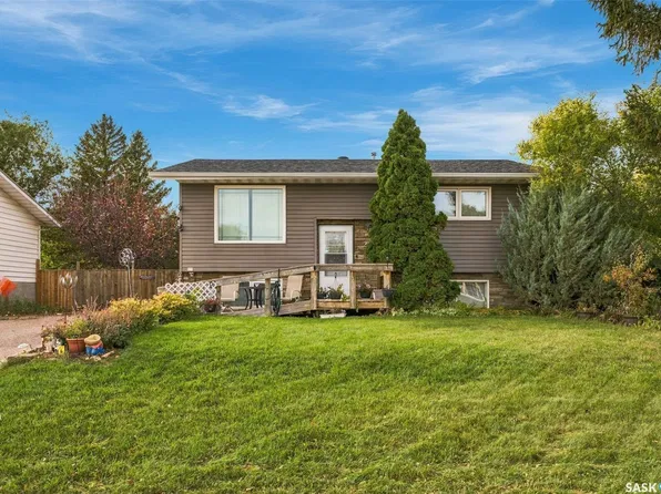 22 4th Avenue N, Martensville, SK S0K 0A2