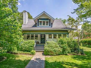 5N311 Powis Rd, Wayne, IL 60184