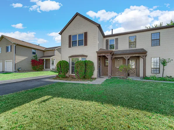 1791 McCormick Ln, Hanover Park, IL 60133