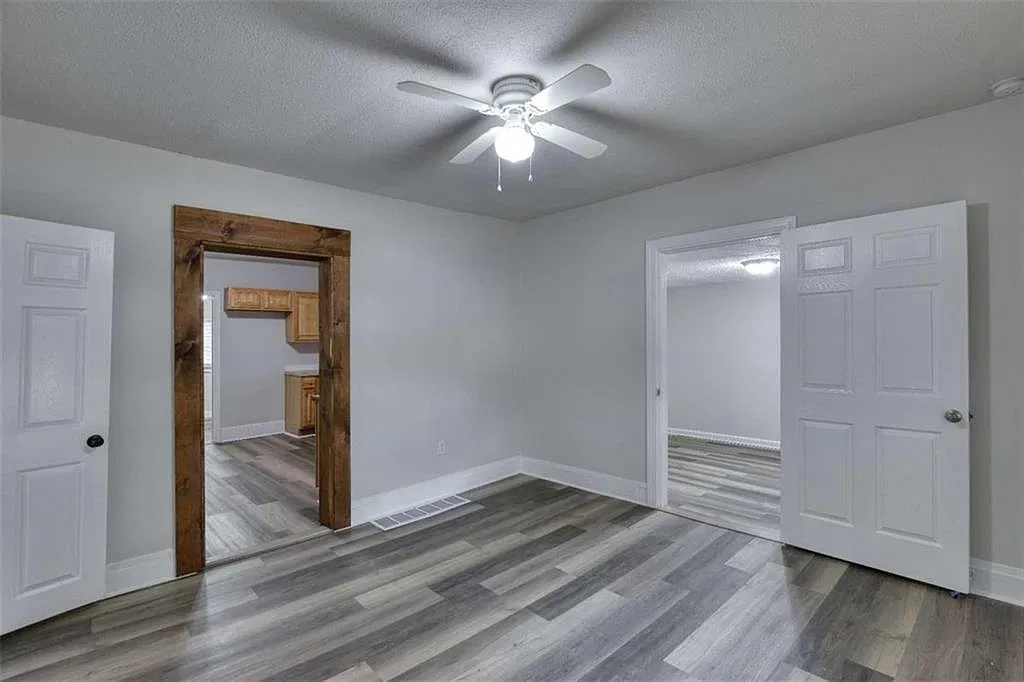 3 bed, 2.0 bath, 1260 sqft, $1,950 — Photo 4