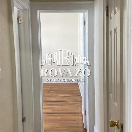 5th image of 381 Union Ave #411