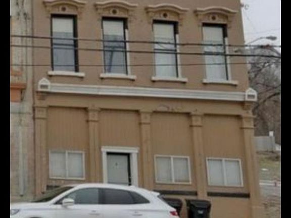 5th image of 1610 Queen City Ave #4
