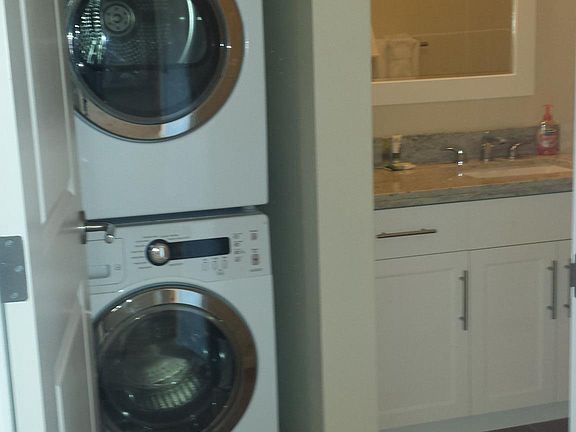 Washer + Dryer
