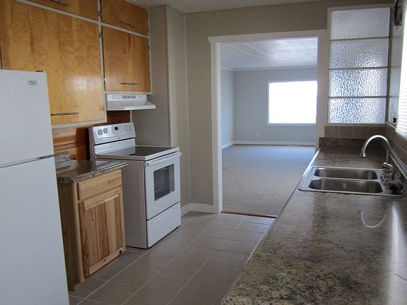 5th image of 7021 S Clement Ave
