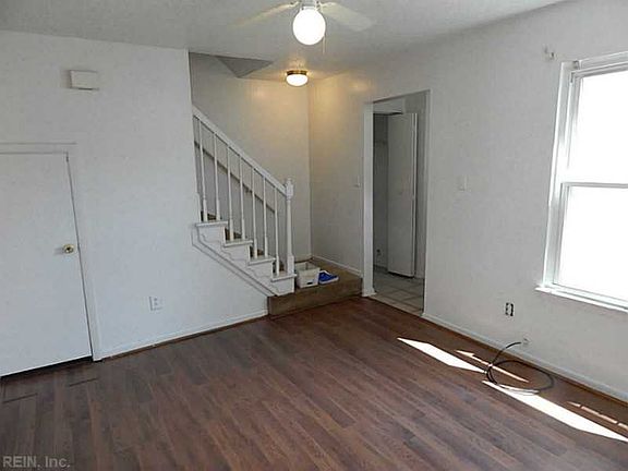 5th image of 1029 Coastaway Dr