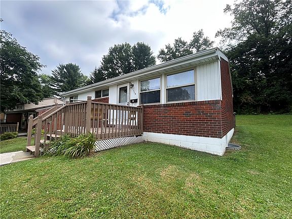 3rd image of 776 Cottonwood Dr