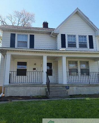 2nd image of 254 E Siebenthaler Ave