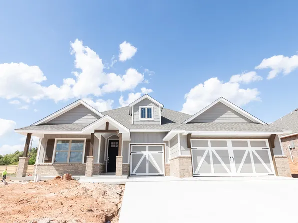 9009 Stark St, Edmond, OK 73007