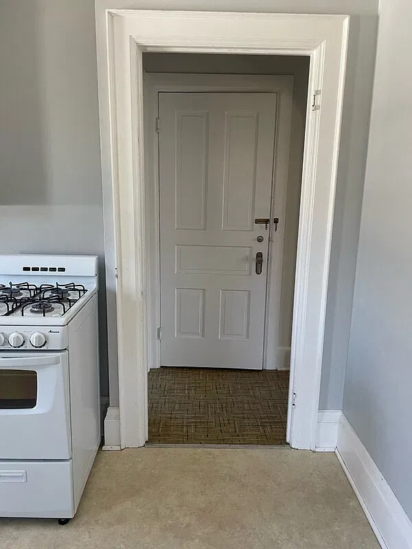 1015 Madison St — Photo 1