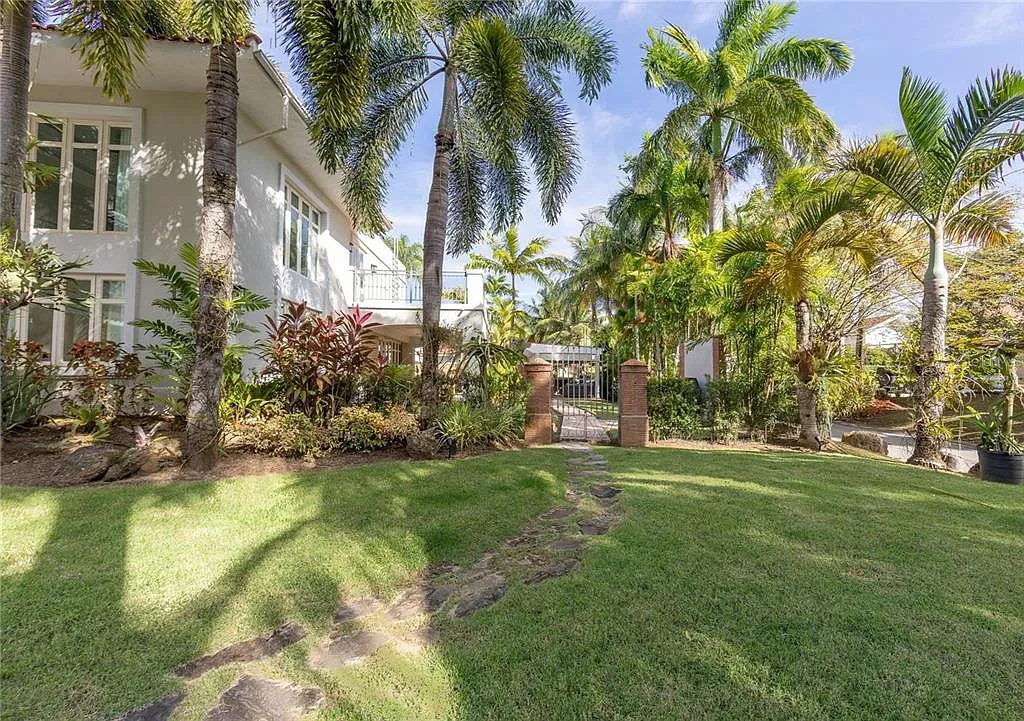 3 bed, 4.5 bath, 4000 sqft, $25,000 — Photo 3