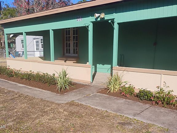 2nd image of 261 Tracy St