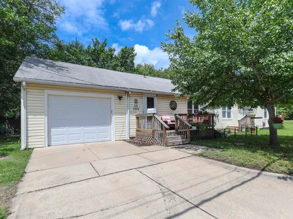 501 W Main St, Valley Center, KS 67147