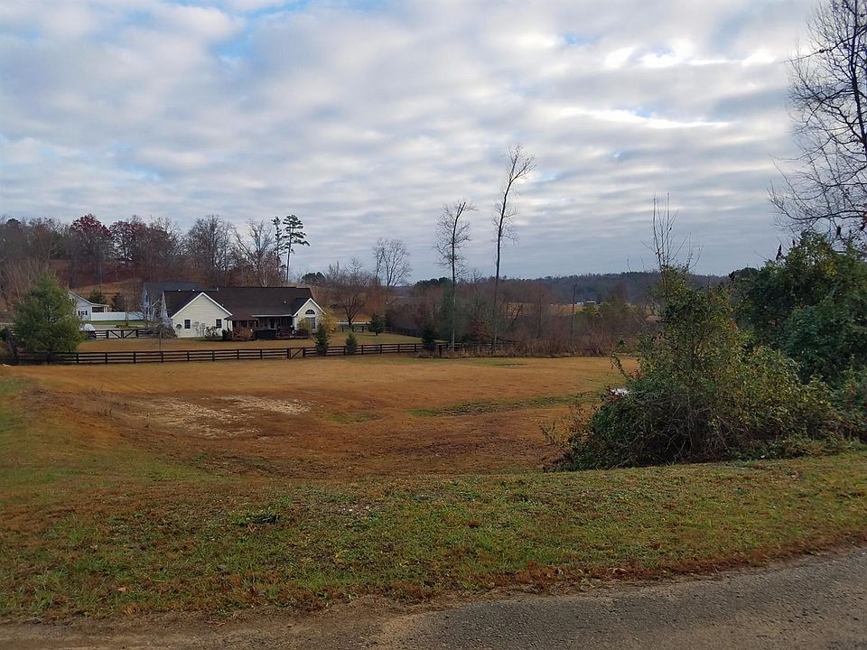 2nd image of 24 Timber Ridge Way