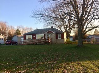 1046 Cooper Foster Park Rd, Amherst, OH 44001