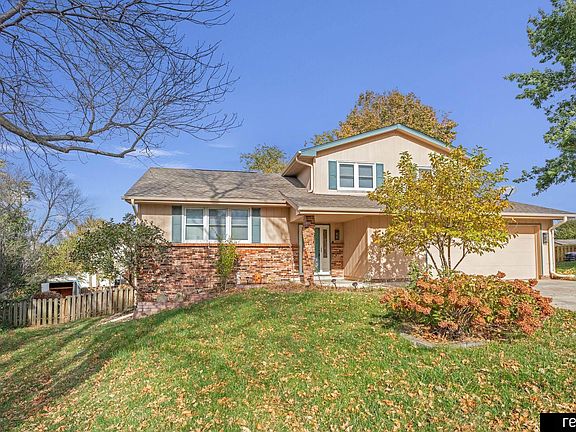 2nd image of 1002 Cumberland Ct