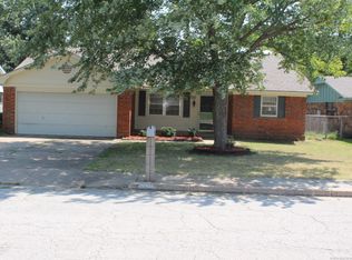 3321 S Ash Ave W, Broken Arrow, OK 74012