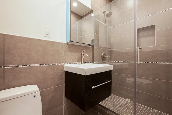 Rented by Engel and Völkers Brownstone Brooklyn | media 16