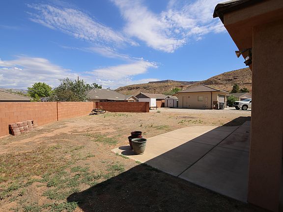 4th image of 679 N 75 E