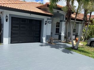 1032 NW 128th Pl, Miami, FL 33182