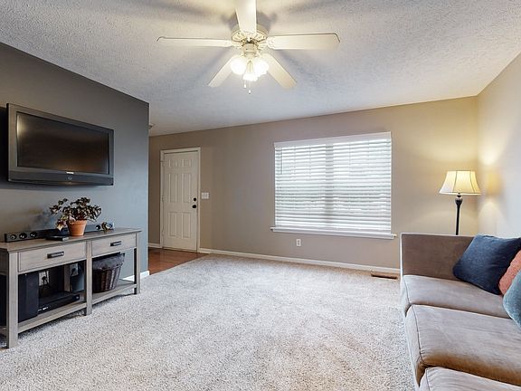 4th image of 4974 Camborne Cir