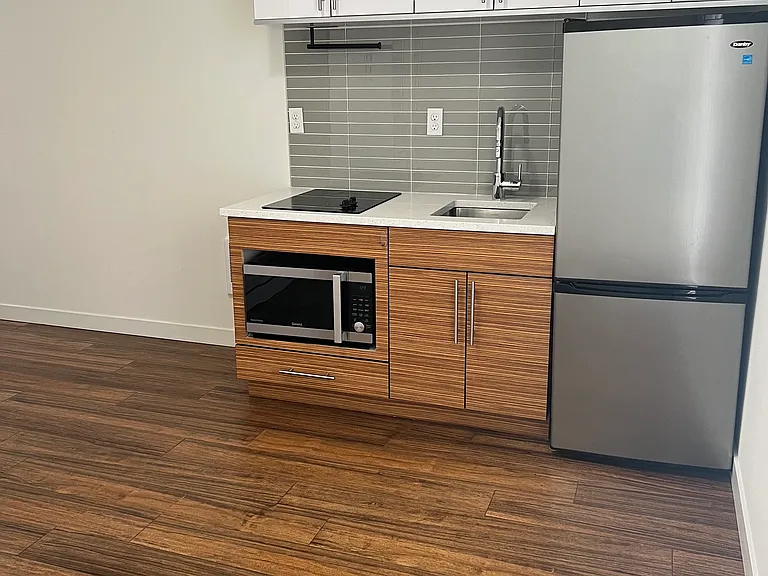 Viridian Apartments — Photo 20