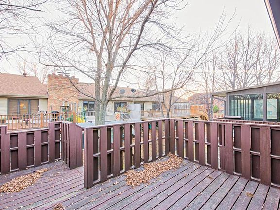 Large deck off of dining room