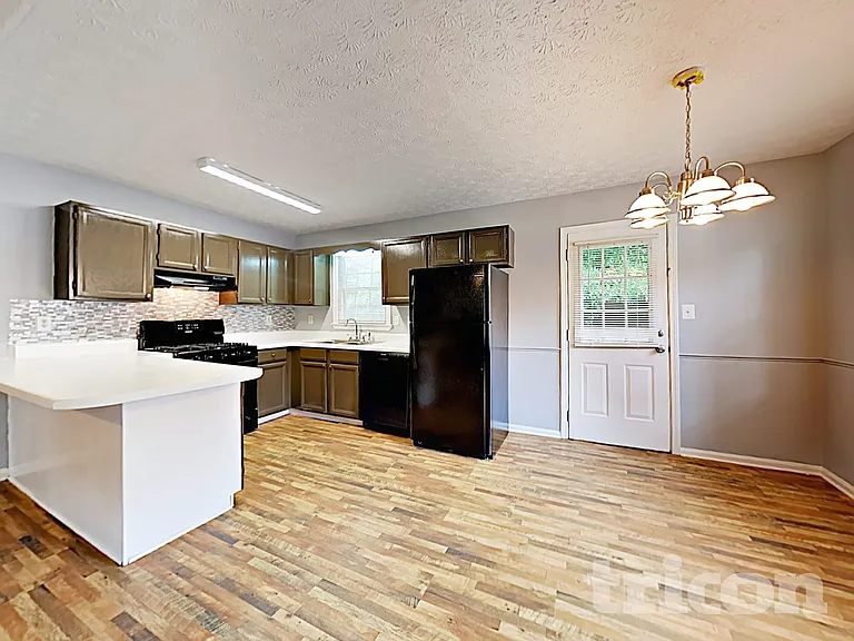 237 Sweetwater Pkwy — Photo 6