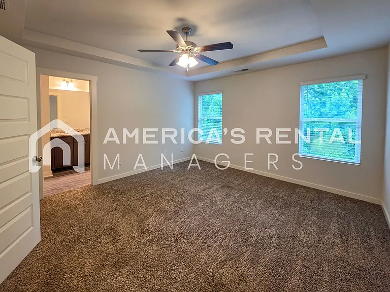 680 The Heights Ln — Photo 42