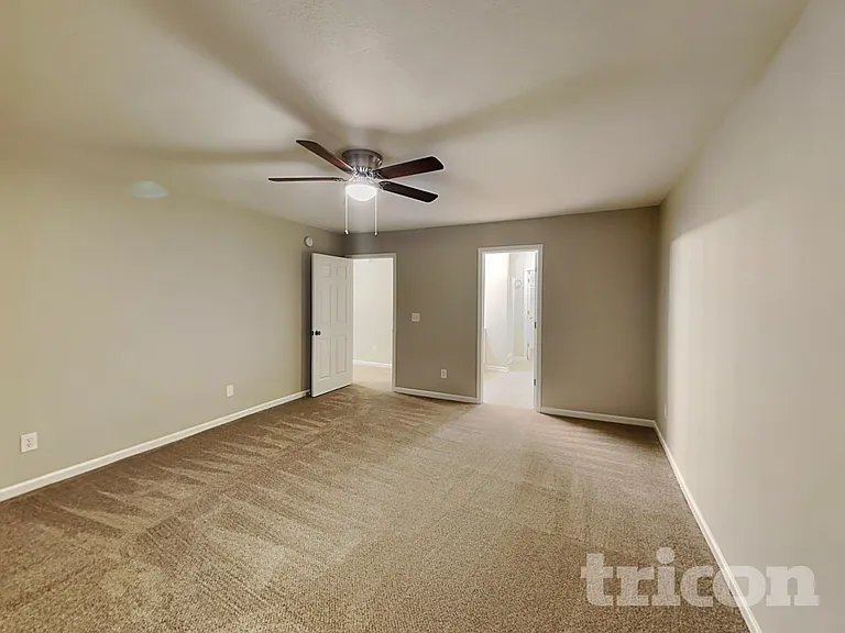 443 Laurel Mist Ln — Photo 8
