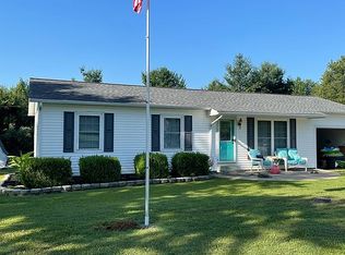 145 Clearview Dr, Slaughters, KY 42456