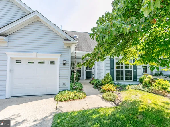 12334 Macrina Ct, Woodbridge, VA 22192