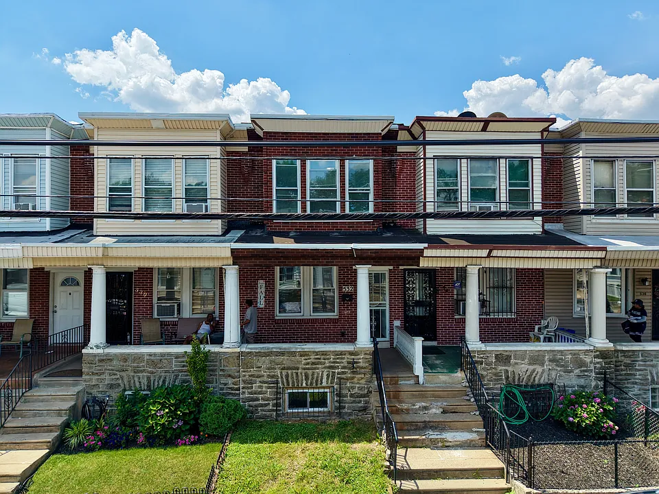 532 W Fisher Ave