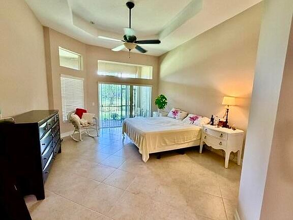 5th image of 9063 Meridian View Isle