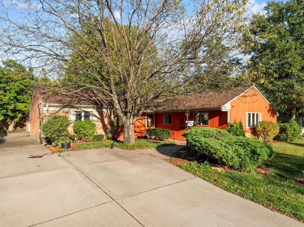 1335 Hartford St, Glendale Hts, IL 60139