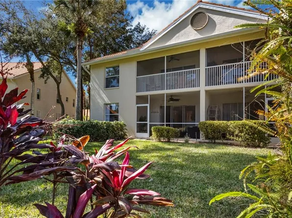 177 Robin Hood CIR #3-104, NAPLES, FL 34104