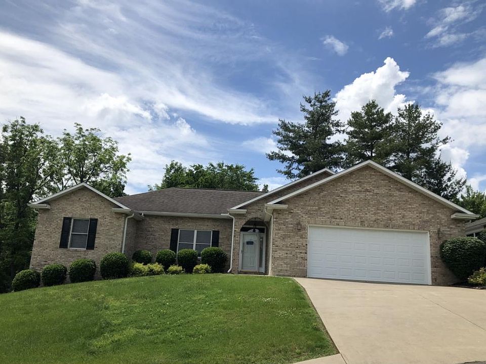 1st image of 105 Keeneland Cir