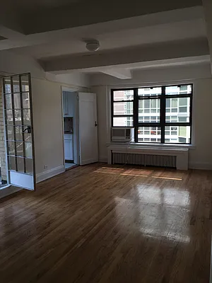 Rented by Knickerbocker Village NY Inc. | media 17