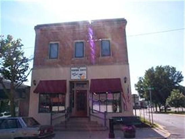 1st image of 210 S Main St
