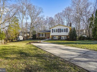848 S Gunnell Ct, Herndon, VA, 20170