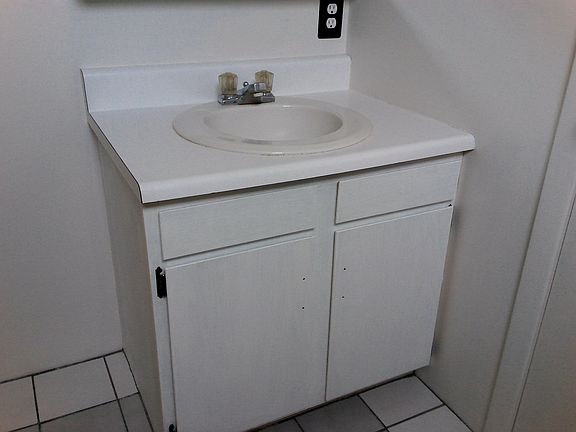 4th image of 150 W Vine St #8
