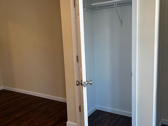 3rd image of 133 N Poplar St APT 102